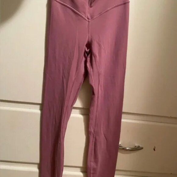 lululemon athletica Pants - Lululemon Align VWaist Velvet Dust Leggings Size 0 25" inseam